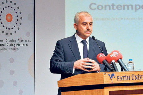GYV President Mustafa Yeşil speaks at Friday’s international coexistence conference in İstanbul. (Photo: Cihan)