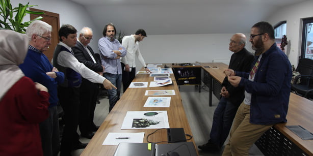 Cartoons were evaluated by a jury made up of famous cartoonists such as Tan Oral, İbrahim Özdabak, Muammer Kotbaş and Rudy Gyhesens. (Photo: Today's Zaman)
